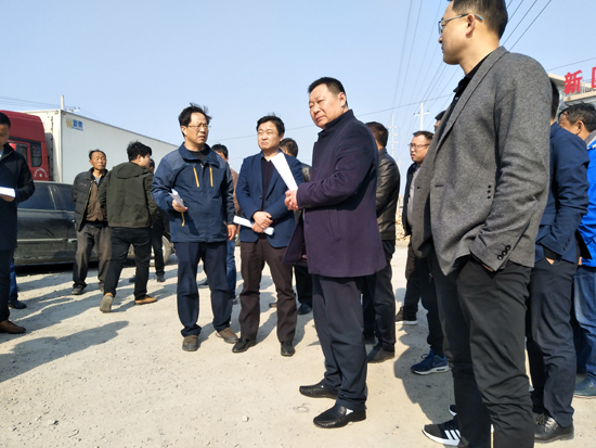 县委常委副县长陈虎实地调研s201道路建设情况并召开现场调度会