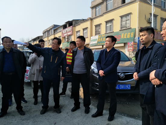 县委常委副县长陈虎实地调研s201道路建设情况并召开现场调度会